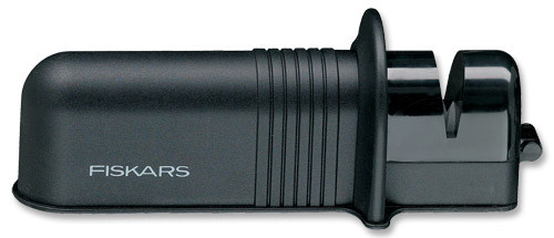 Fiskars Axt und Messerschärfer