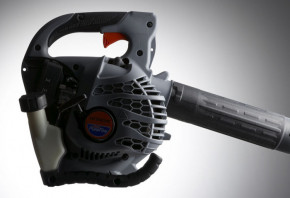 Hitachi - Tanaka Blasgerät RB24E - 1,13 PS  Laubbläser